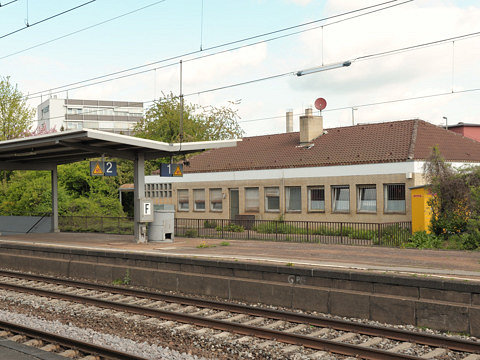 Bahnhof Oberesslingen 4-09
